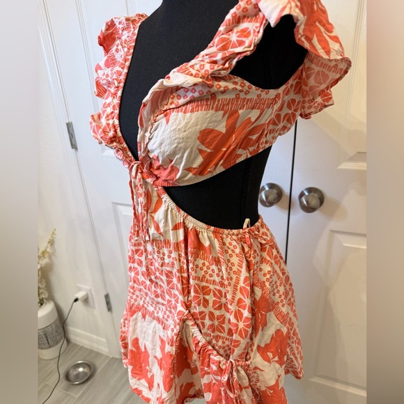 Floral Cutout Dress with Ruffle Sleeves - Picture 4 of 6